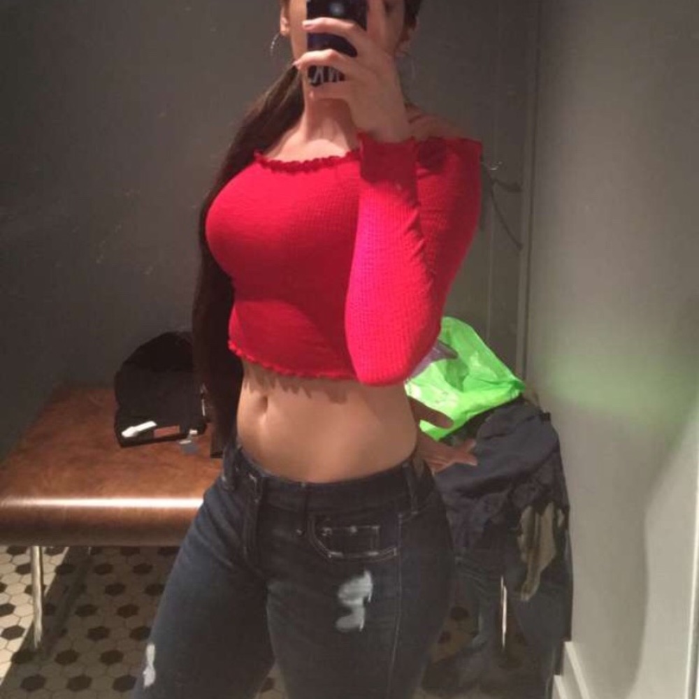 crop top